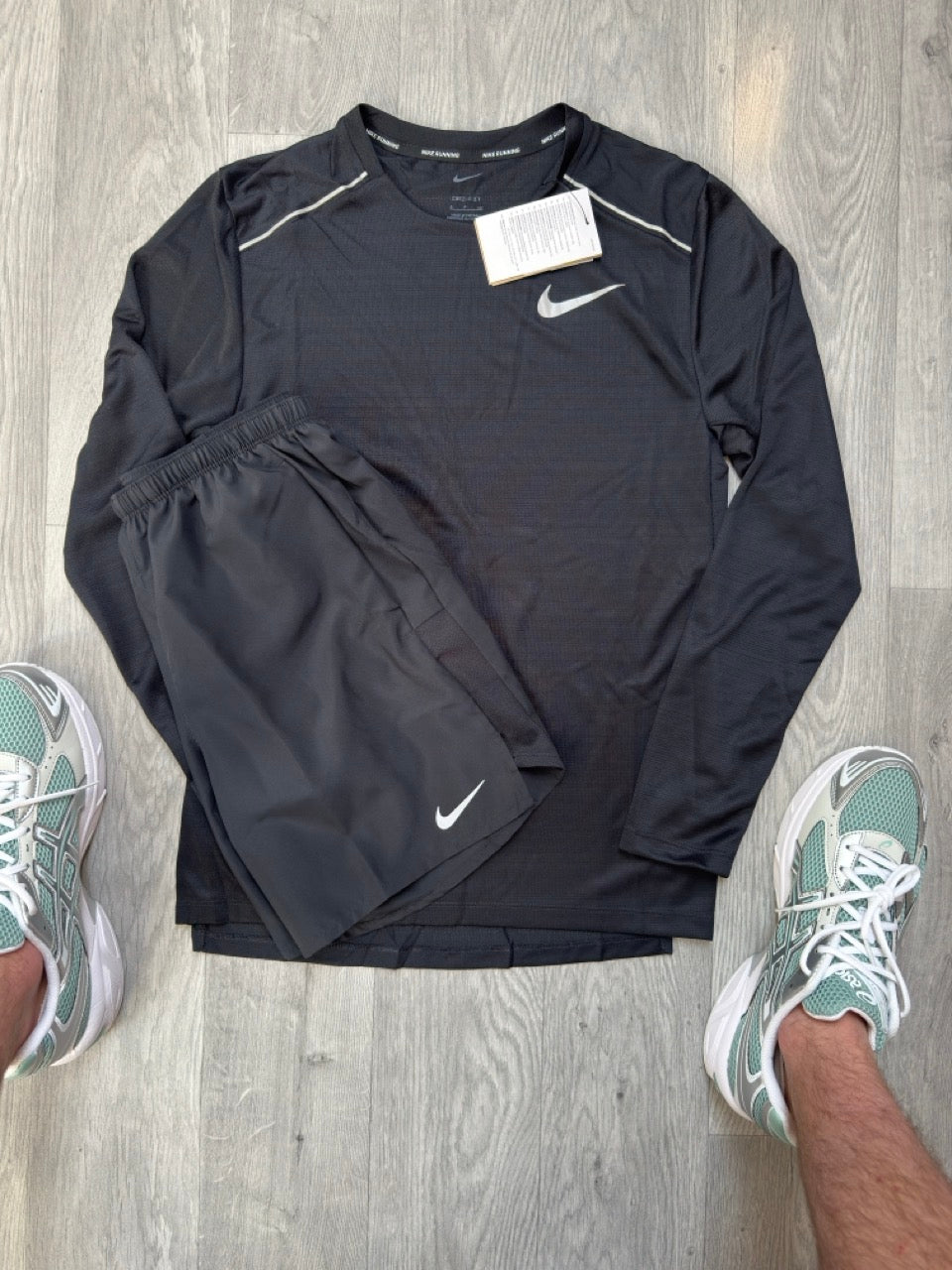 Nike Long Sleeve Short Set Black