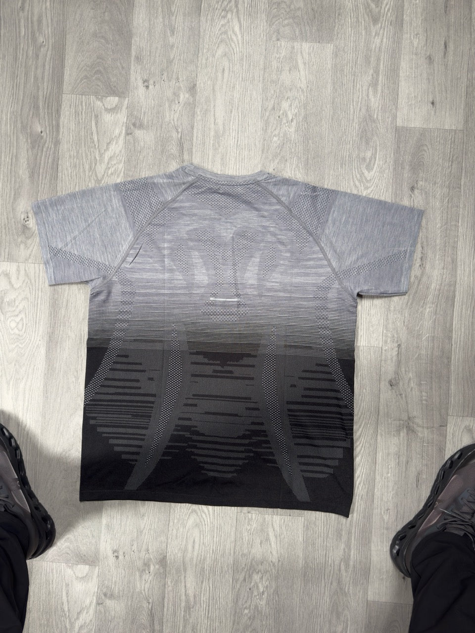 ASICS Seamless T-Shirt – Black & Grey