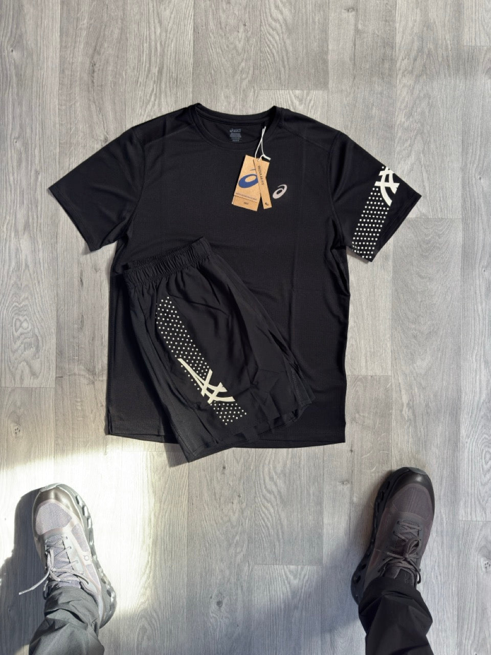 ASICS Icon Set – Black & White Training Shorts & T-Shirt