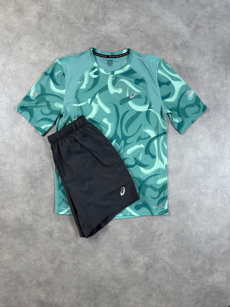 Asics Road Set