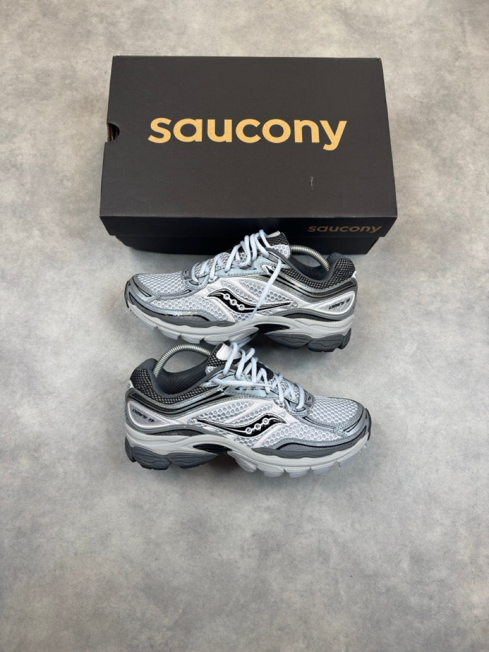 Saucony Progrid Omni 9 – Microchip